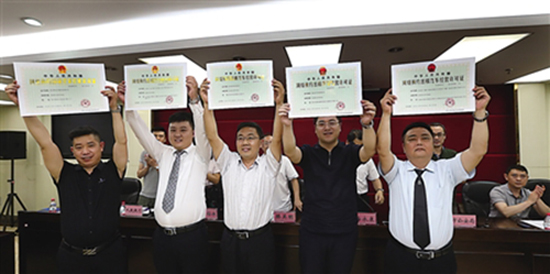 9DMS-fyhneam3424311 (1).jpg 9DMS-fyhneam3424311 (1).jpg